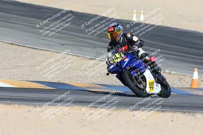 media/Jan-12-2025-CVMA (Sun) [[be1d2b16e3]]/Race 3-Amateur Supersport Middleweight/